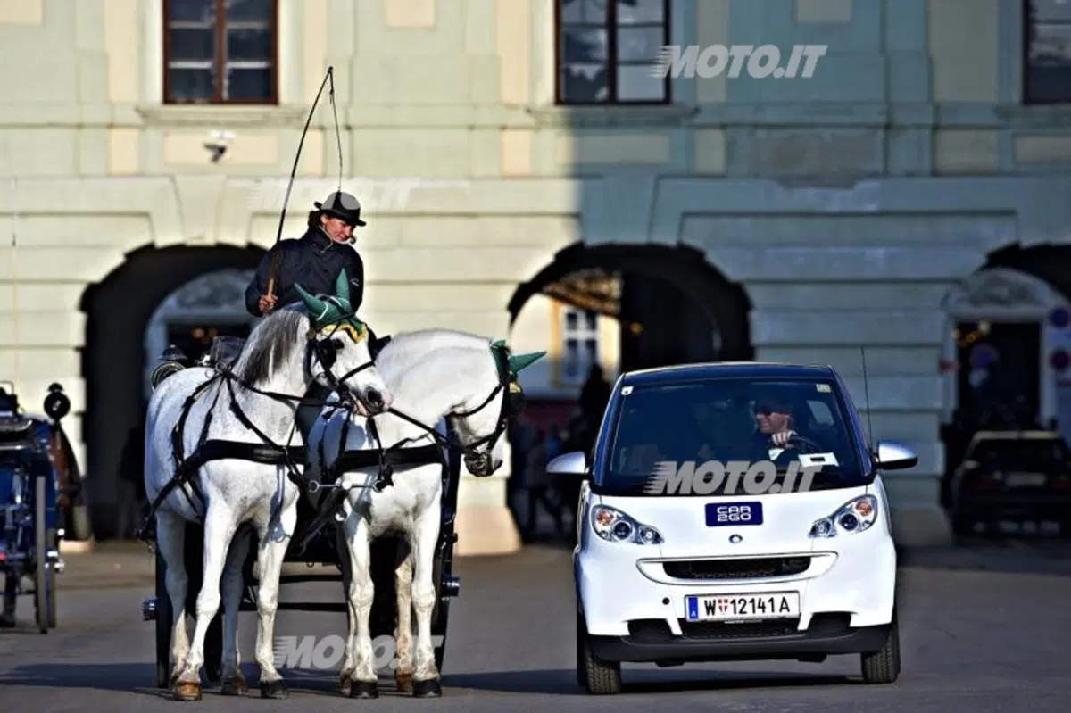 smart car2go: oltre 100.000 clienti nel mondo (5)