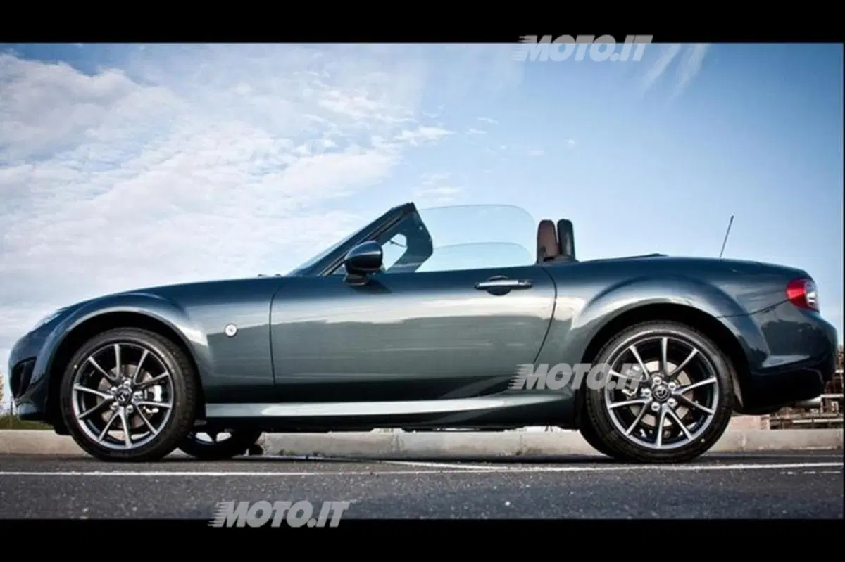Mazda MX-5 Phoenix Reloaded 2012