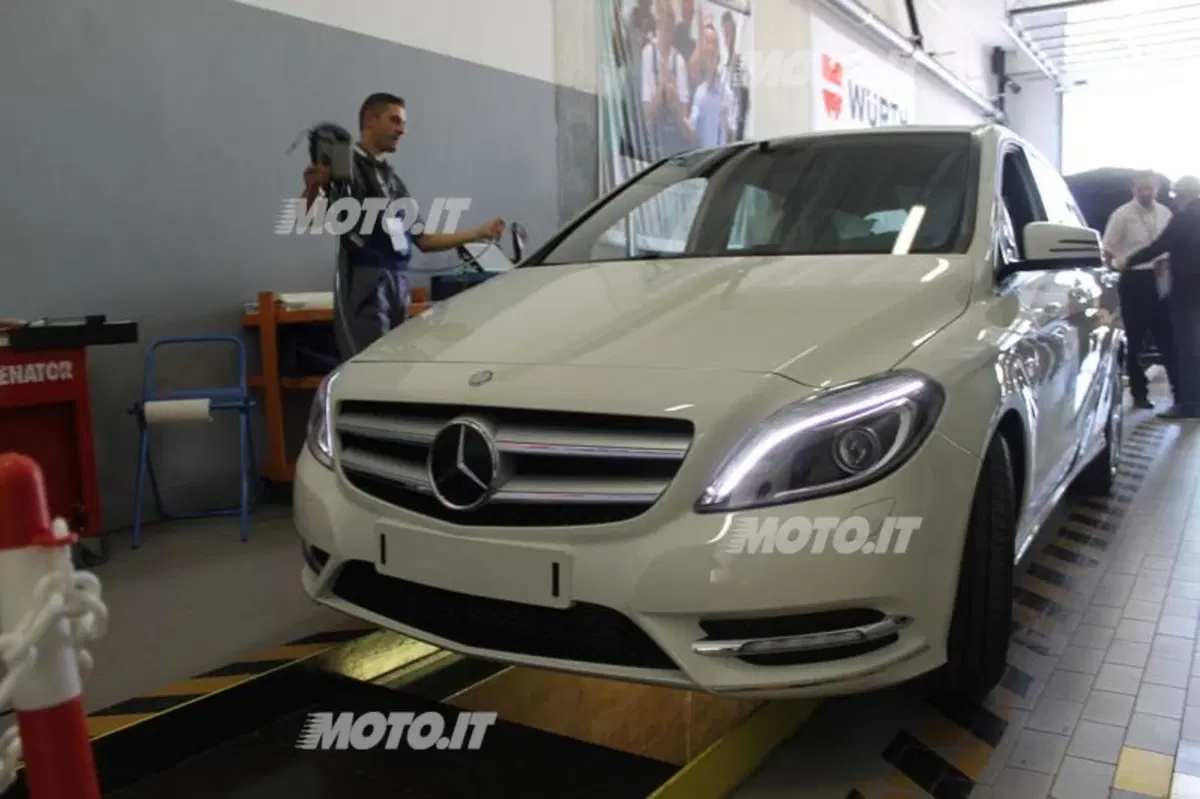 Mercedes-Benz TechMasters Cars Italia 2012: la finale nazionale (9)
