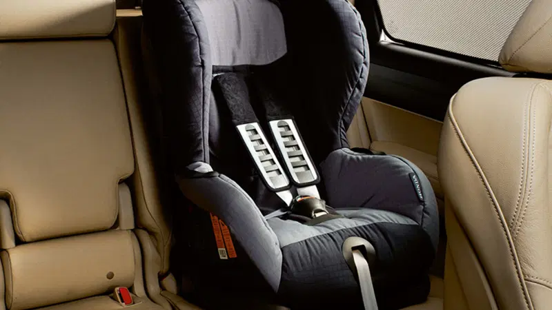 Bambini in auto: sicurezza prima di tutto
