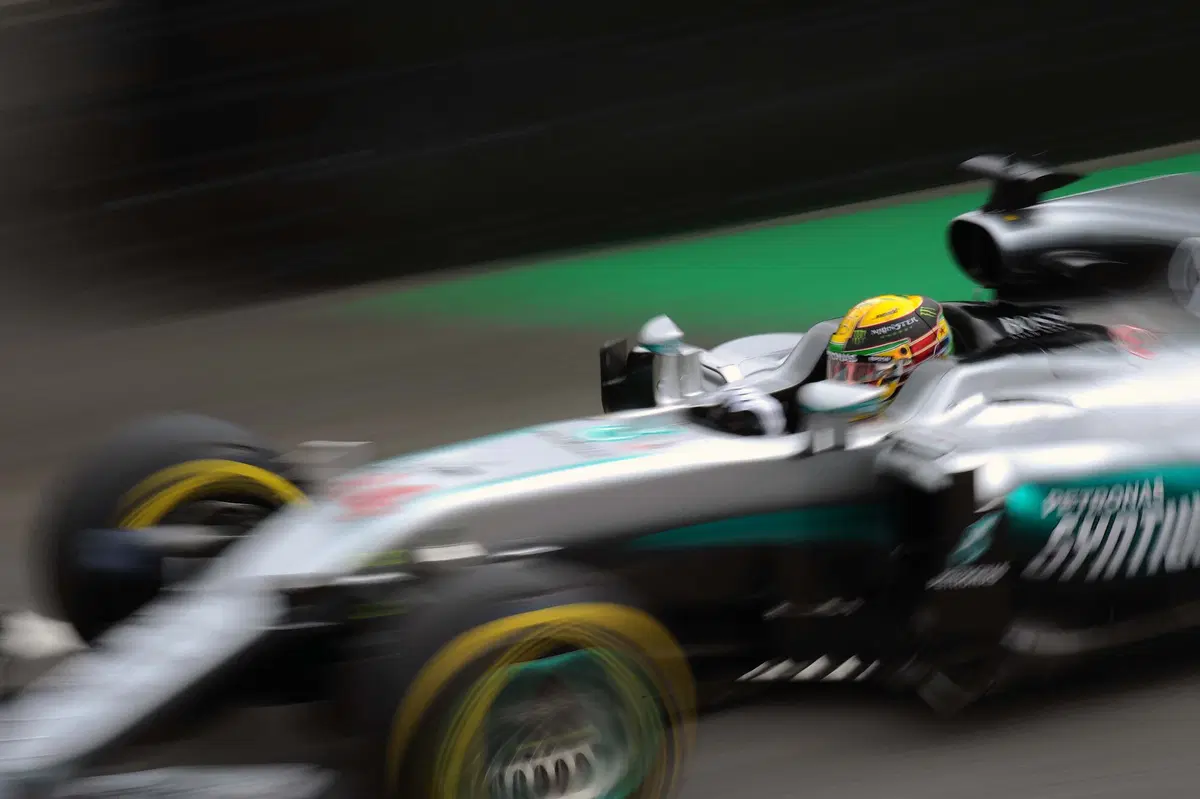 F1, Gp Brasile 2016: pole per Hamilton (3)