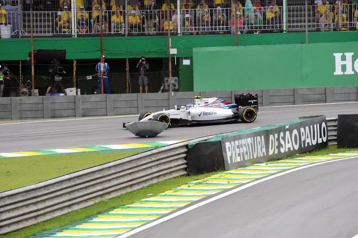 F1, Gp Brasile 2016: pole per Hamilton (22)