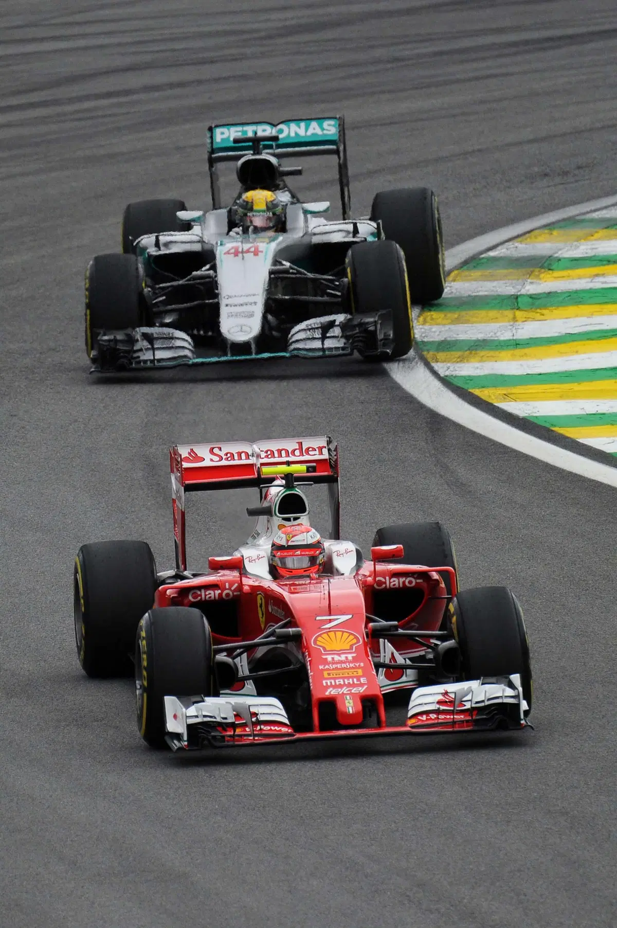 F1, Gp Brasile 2016: pole per Hamilton (8)