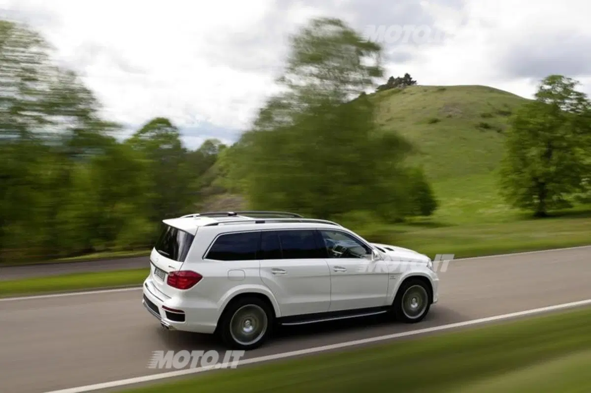 Mercedes-Benz GL 63 AMG (3)