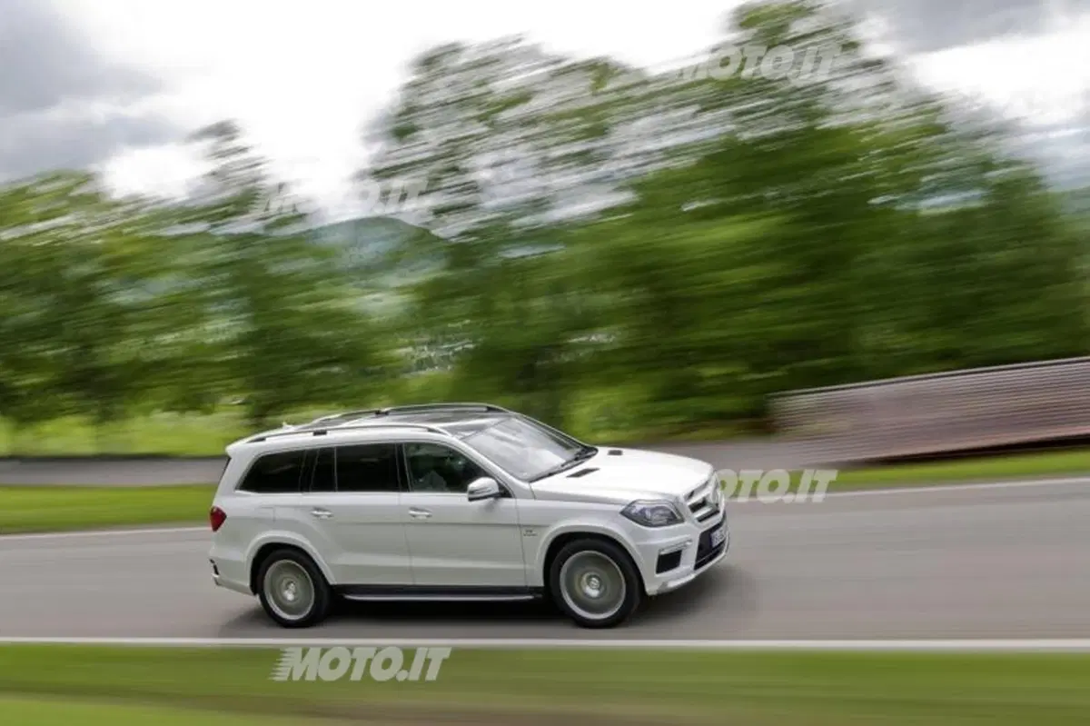 Mercedes-Benz GL 63 AMG (4)