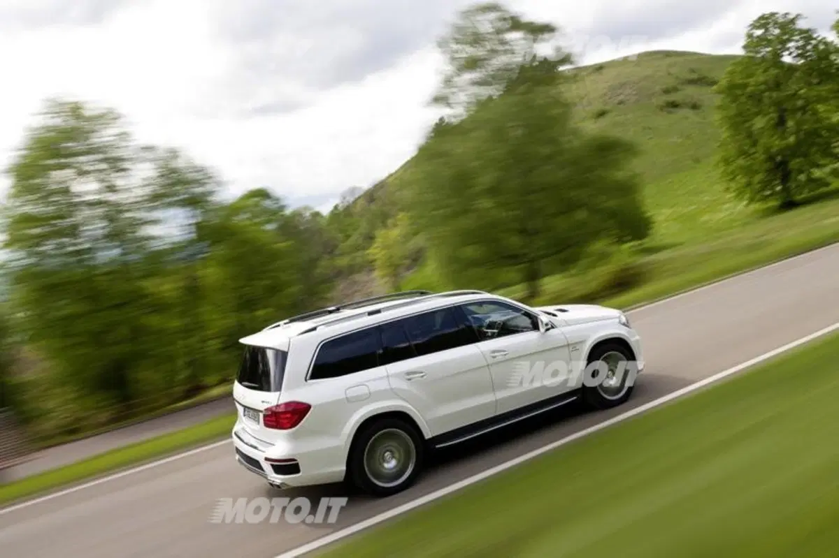 Mercedes-Benz GL 63 AMG (5)