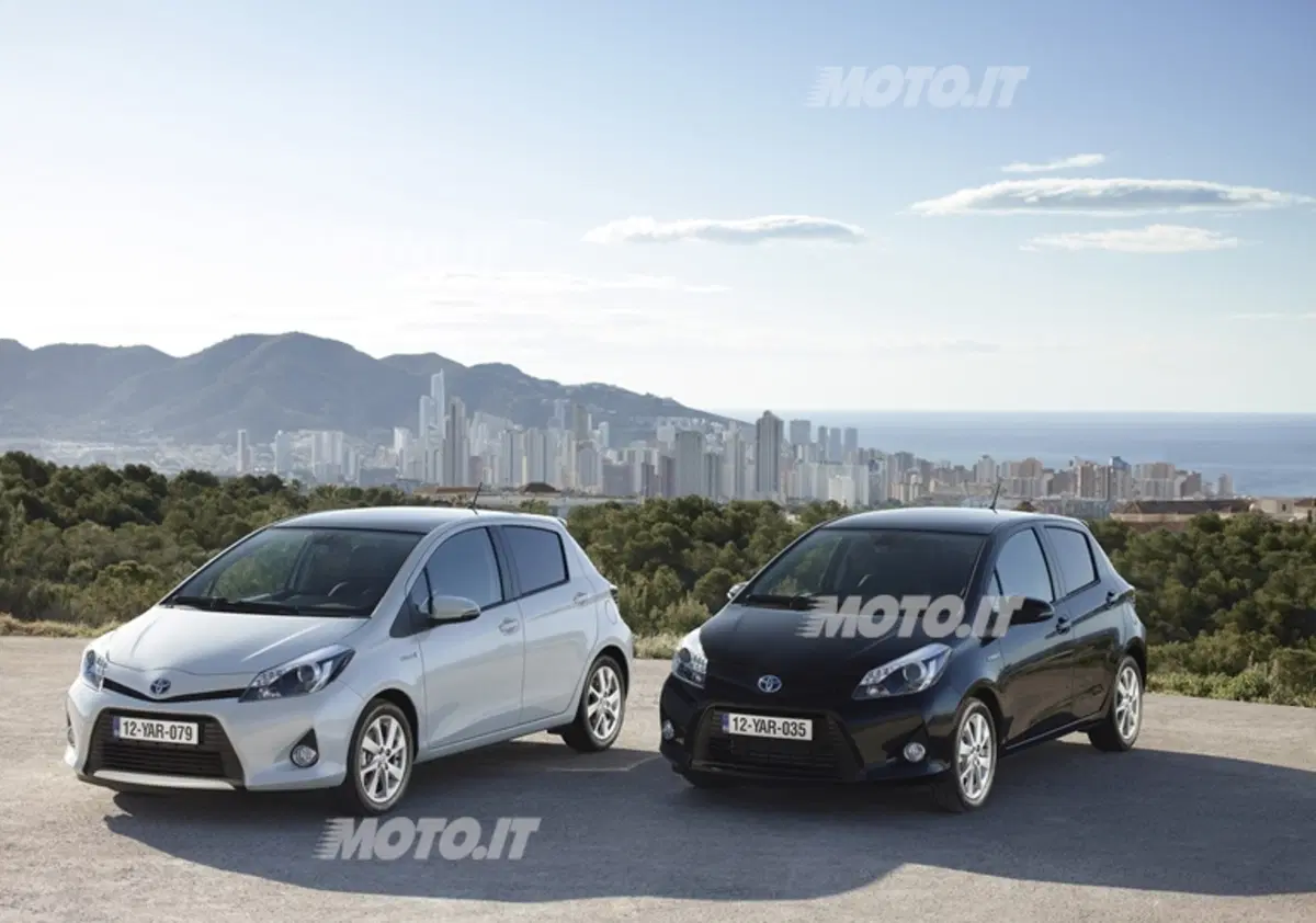 Toyota Yaris Hybrid (12)