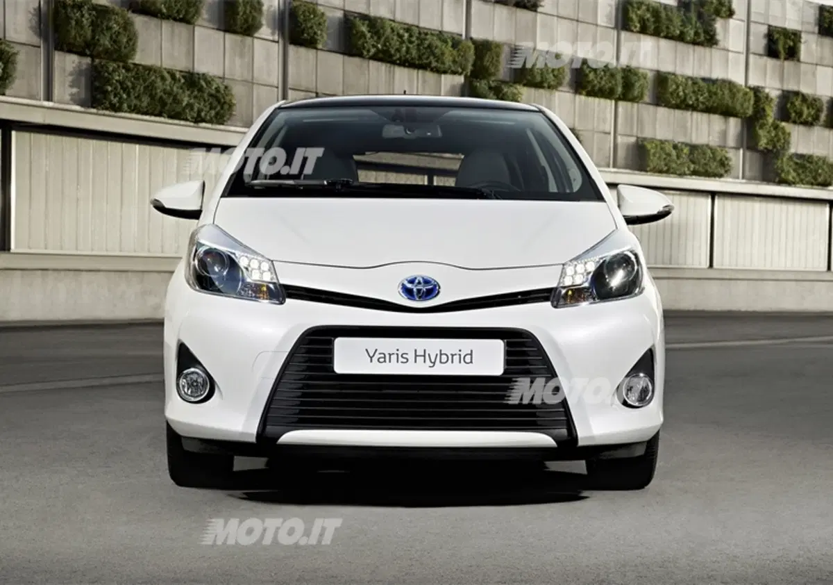 Toyota Yaris Hybrid (16)