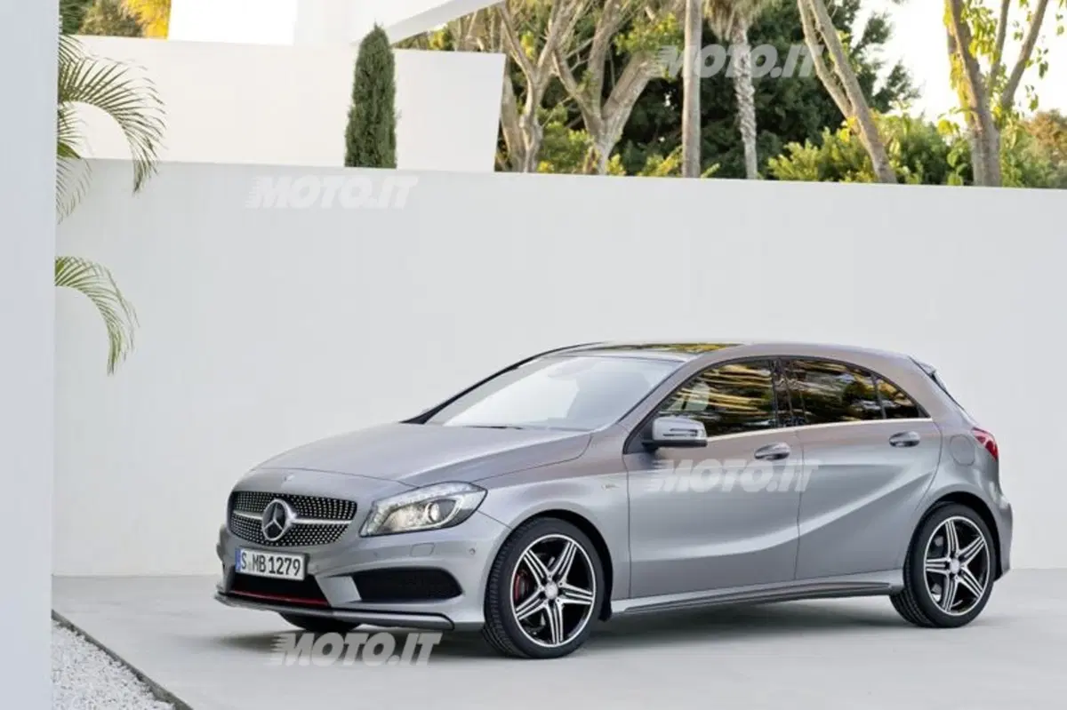 Mercedes-Benz Classe A: sarà presente a “La Capitale Automobile Fleet” (6)