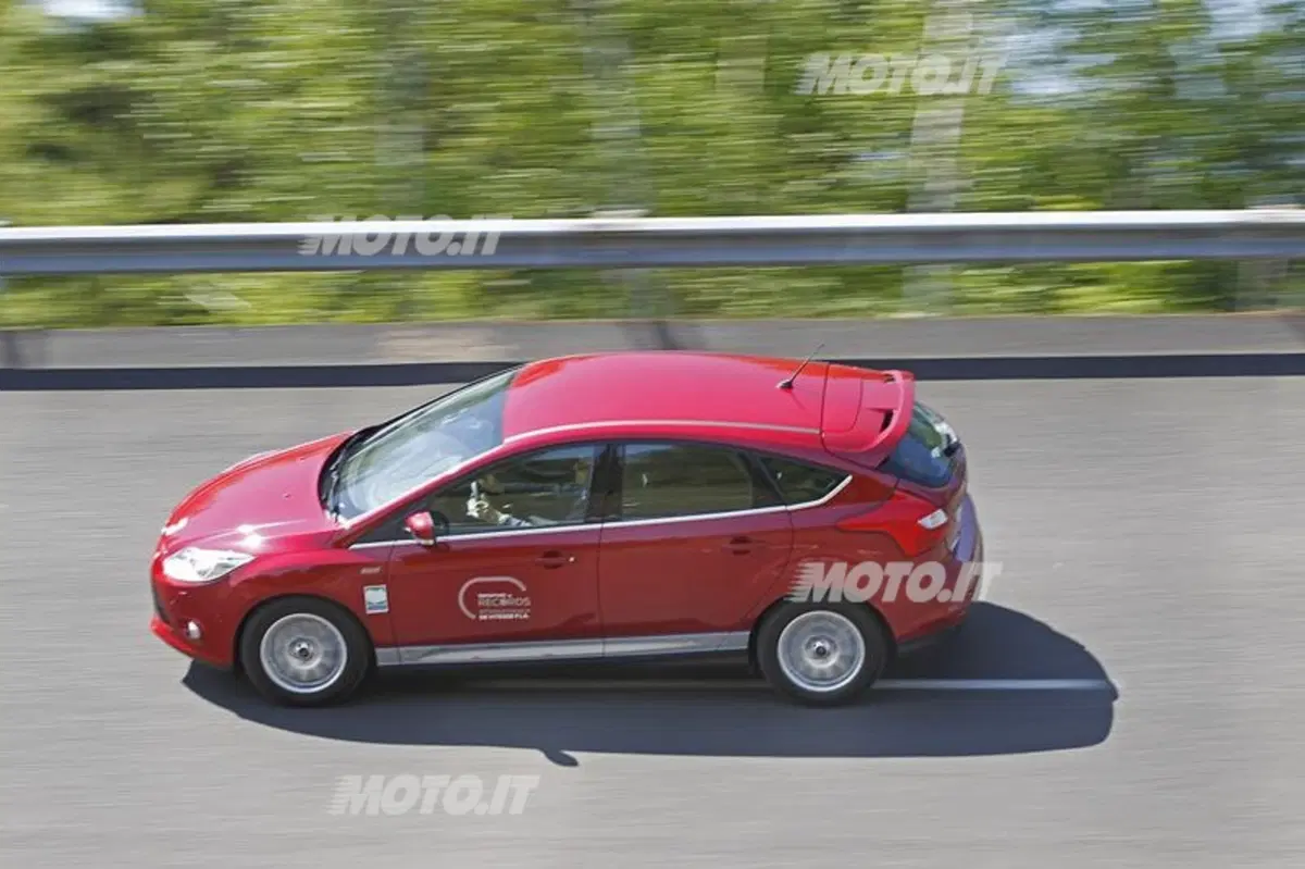 Ford Focus Ecoboost 1.0: stabiliti 16 record mondiali (4)