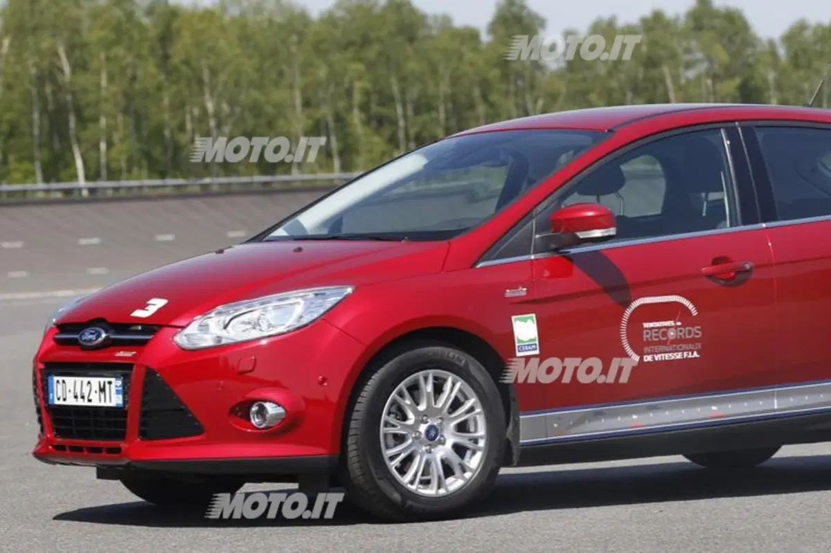 Ford Focus Ecoboost 1.0: stabiliti 16 record mondiali (9)
