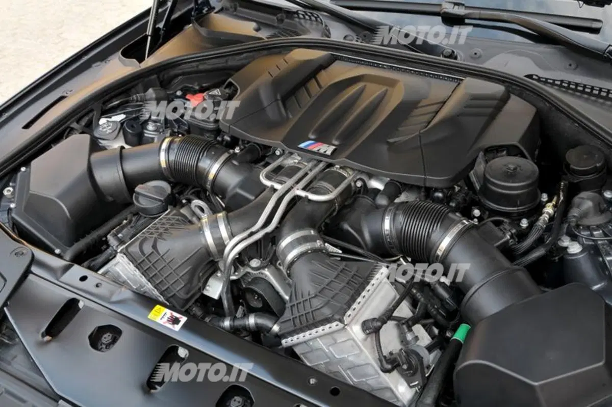 BMW M6 Cabrio: vis à vis con Alessandro Toffanin (25)