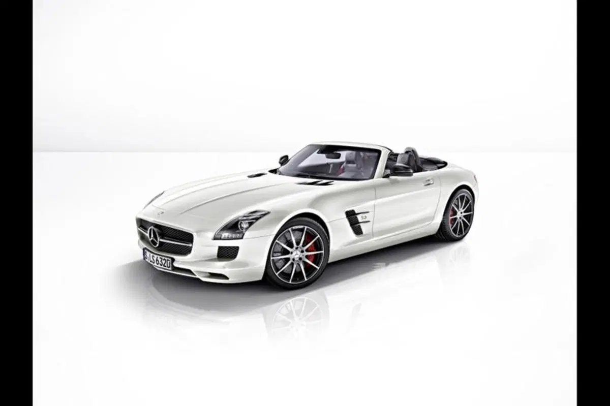 Mercedes-Benz SLS AMG GT (2)