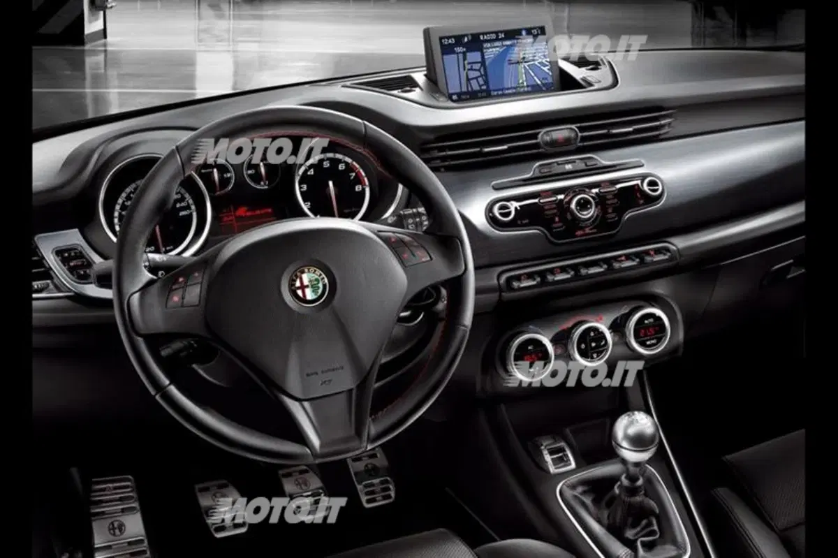Alfa Romeo Giulietta “Sportiva” (5)