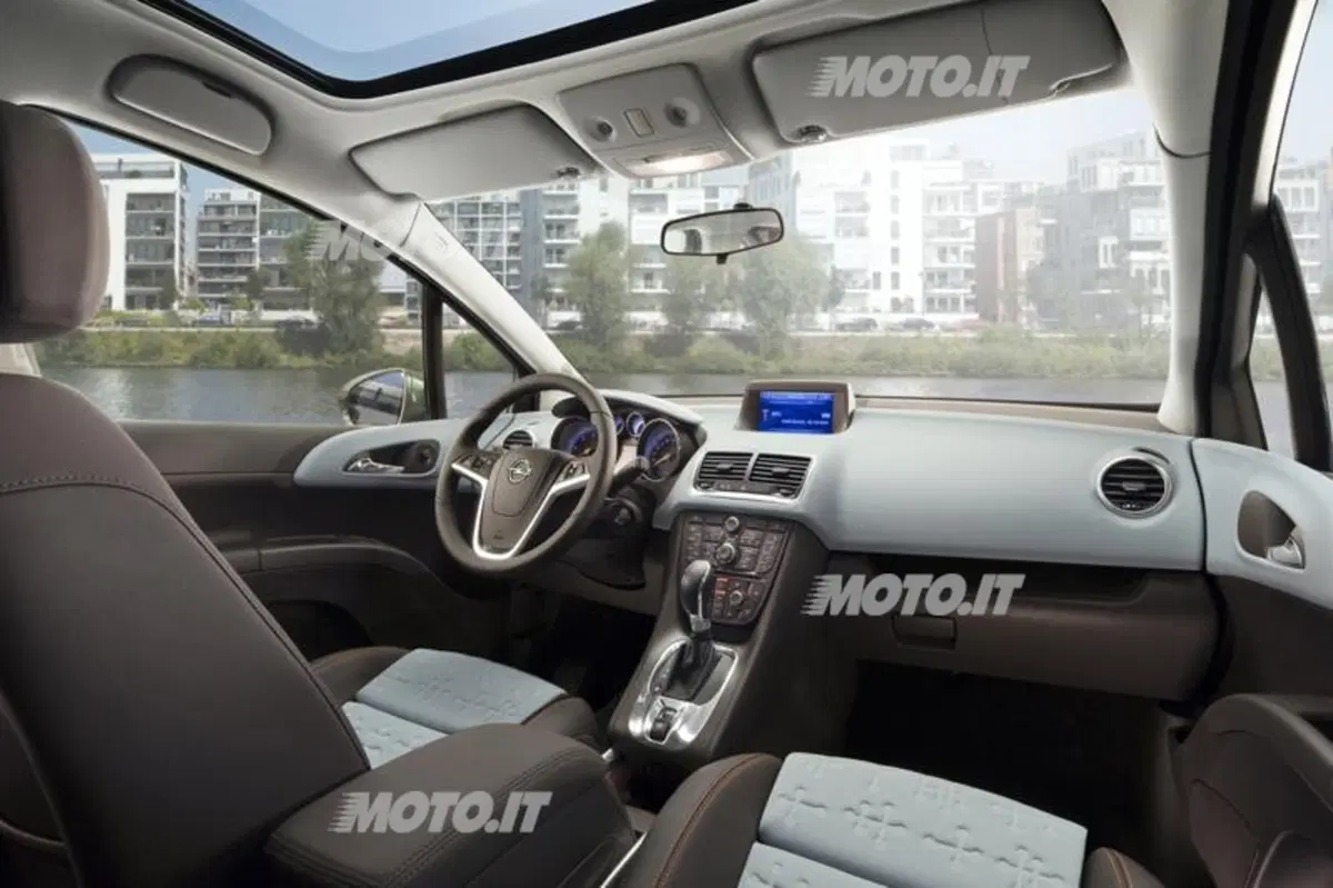 Opel Meriva: cambio automatico anche sul benzina 1.4 (6)