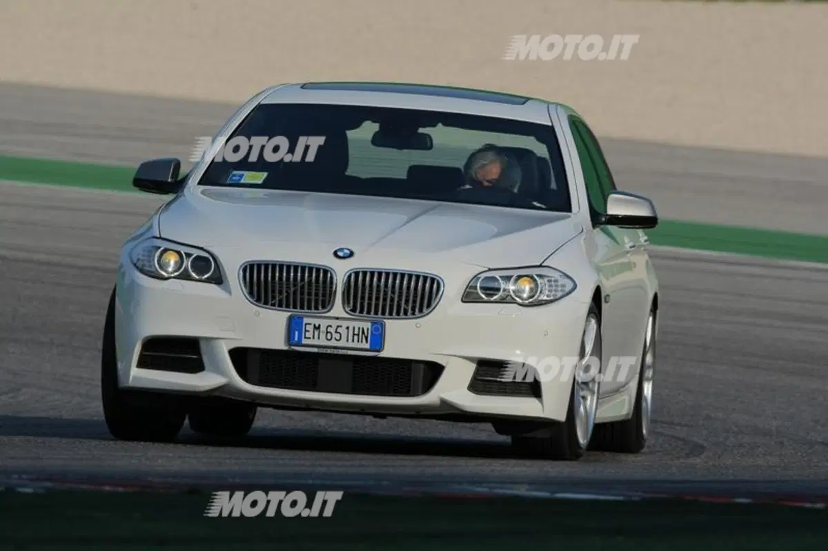 BMW M550d xDrive (10)