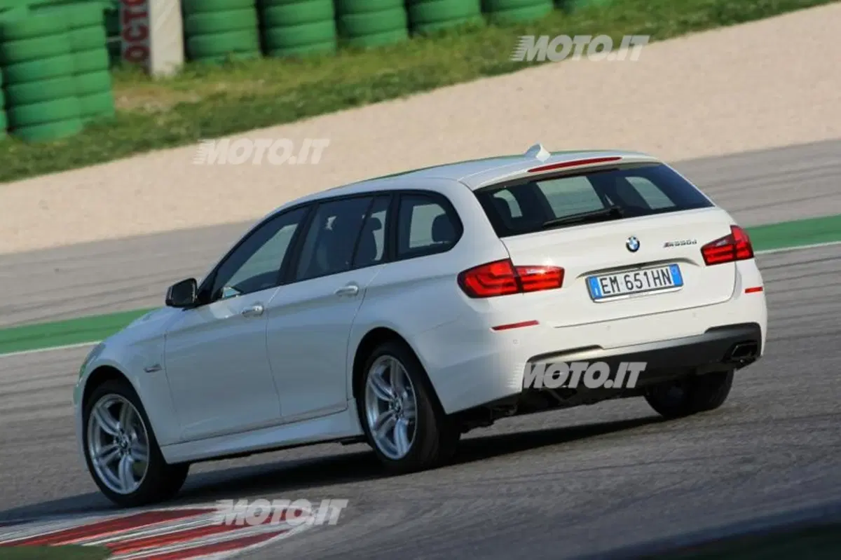 BMW M550d xDrive (14)