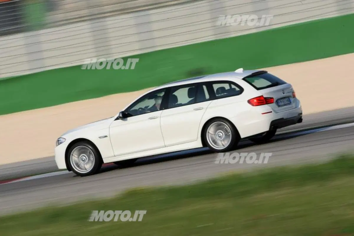 BMW M550d xDrive (15)