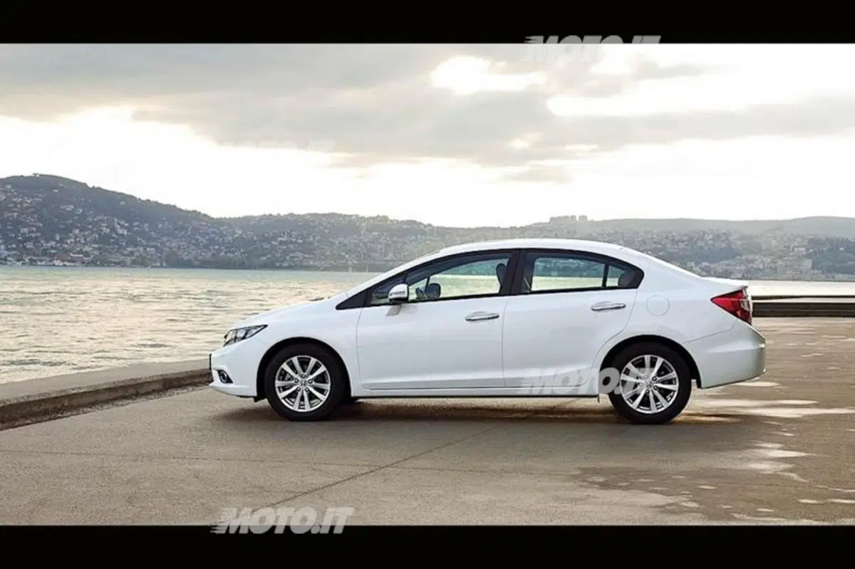 Honda Civic Sedan (6)