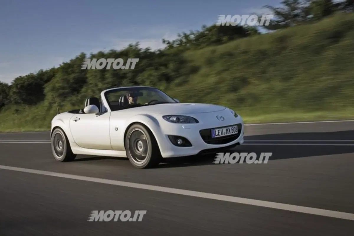 Mazda MX-5 Yusho Concept (2)