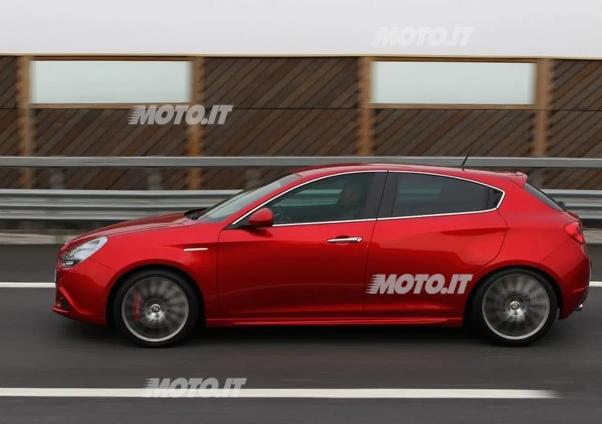 Alfa Romeo Giulietta sponsor di Ironman 2012