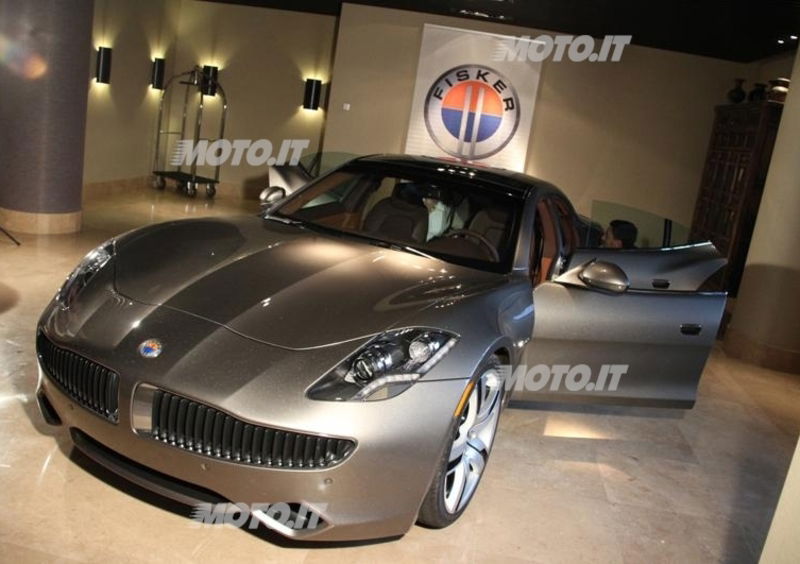 Fisker Karma incontra i clienti a Milano