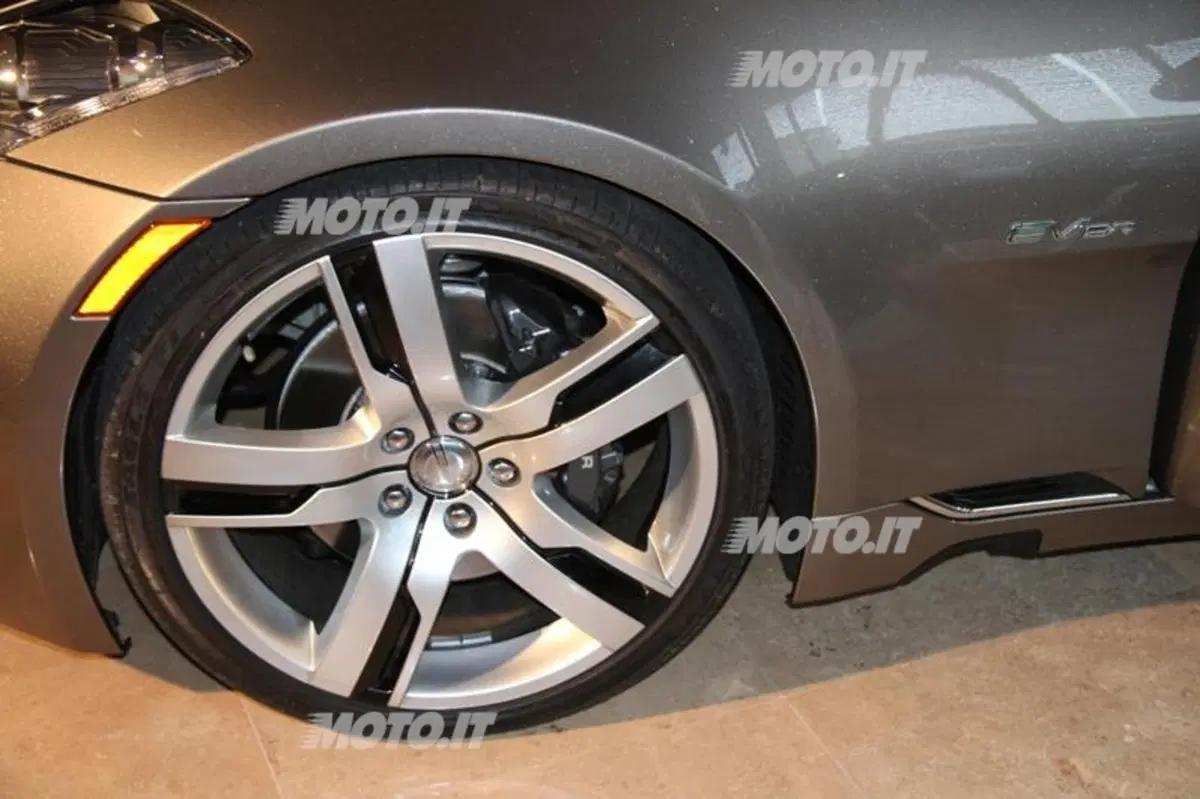 Fisker Karma incontra i clienti a Milano (7)