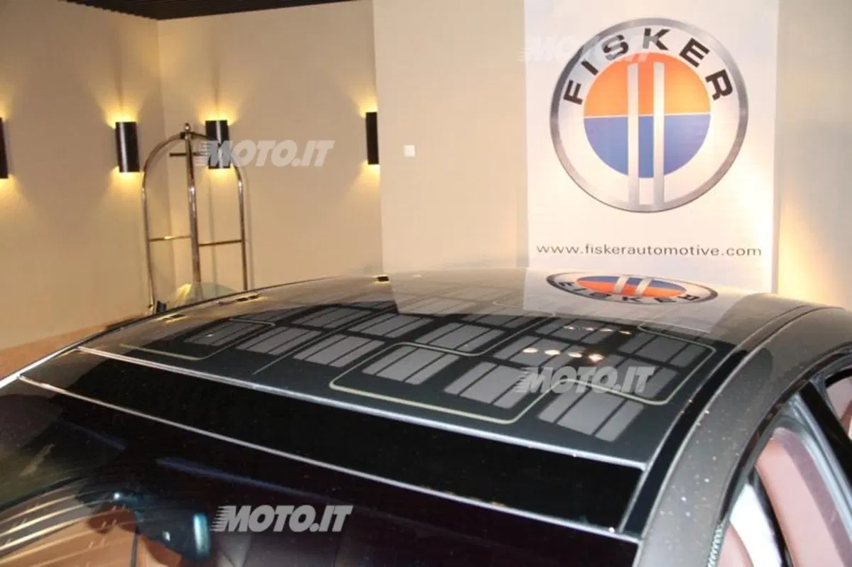 Fisker Karma incontra i clienti a Milano (9)