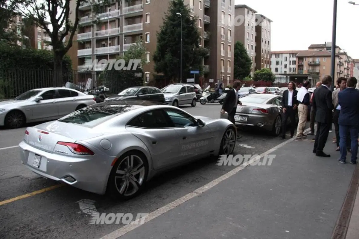 Fisker Karma incontra i clienti a Milano (14)