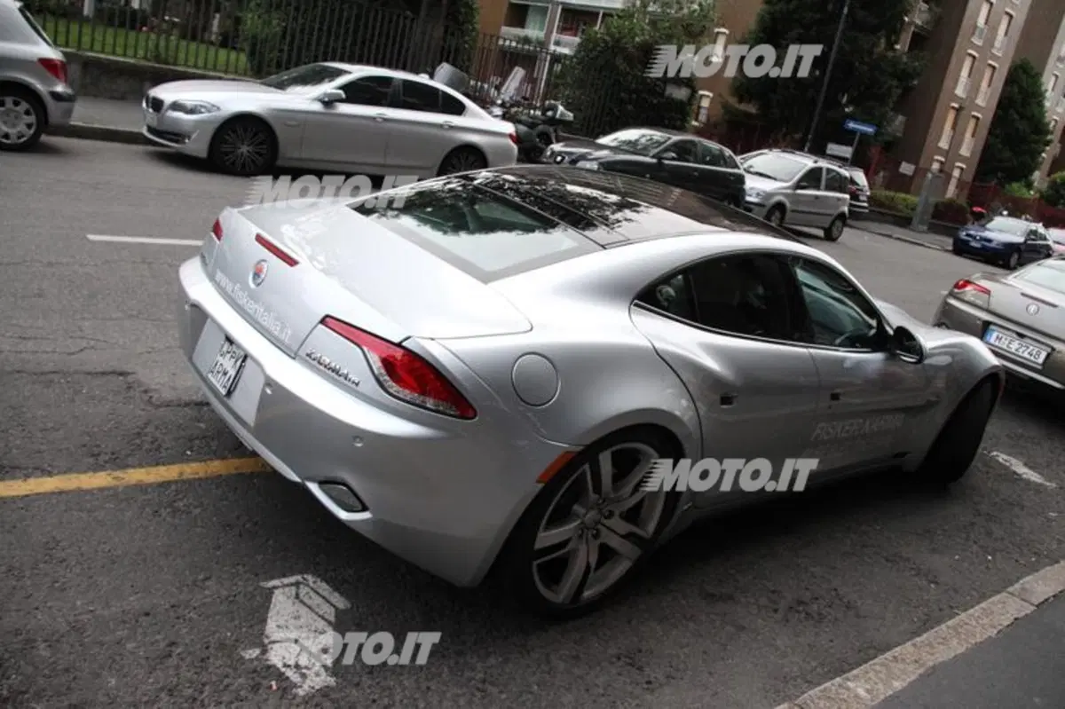 Fisker Karma incontra i clienti a Milano (15)