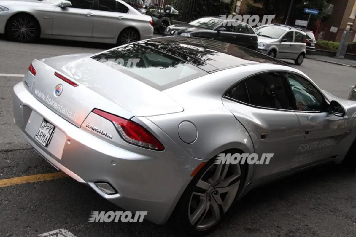 Fisker Karma incontra i clienti a Milano (16)