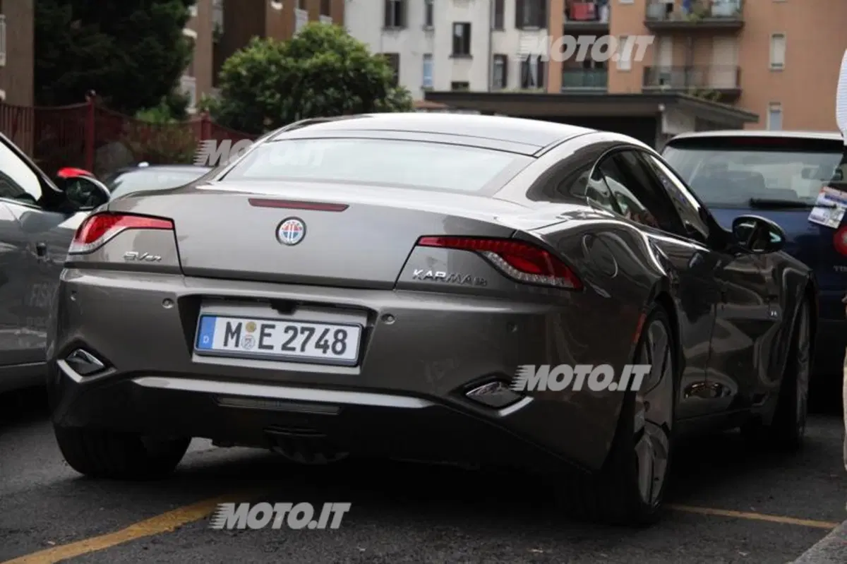 Fisker Karma incontra i clienti a Milano (18)