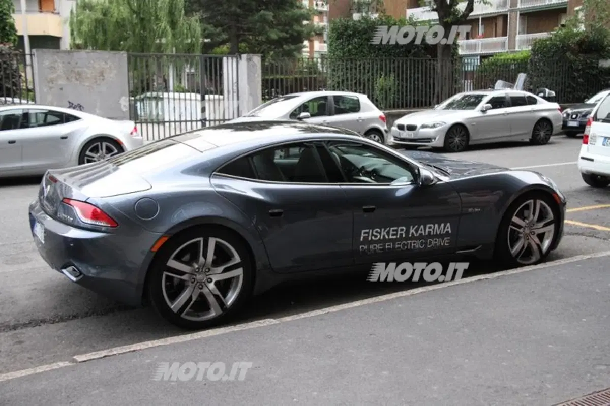 Fisker Karma incontra i clienti a Milano (21)