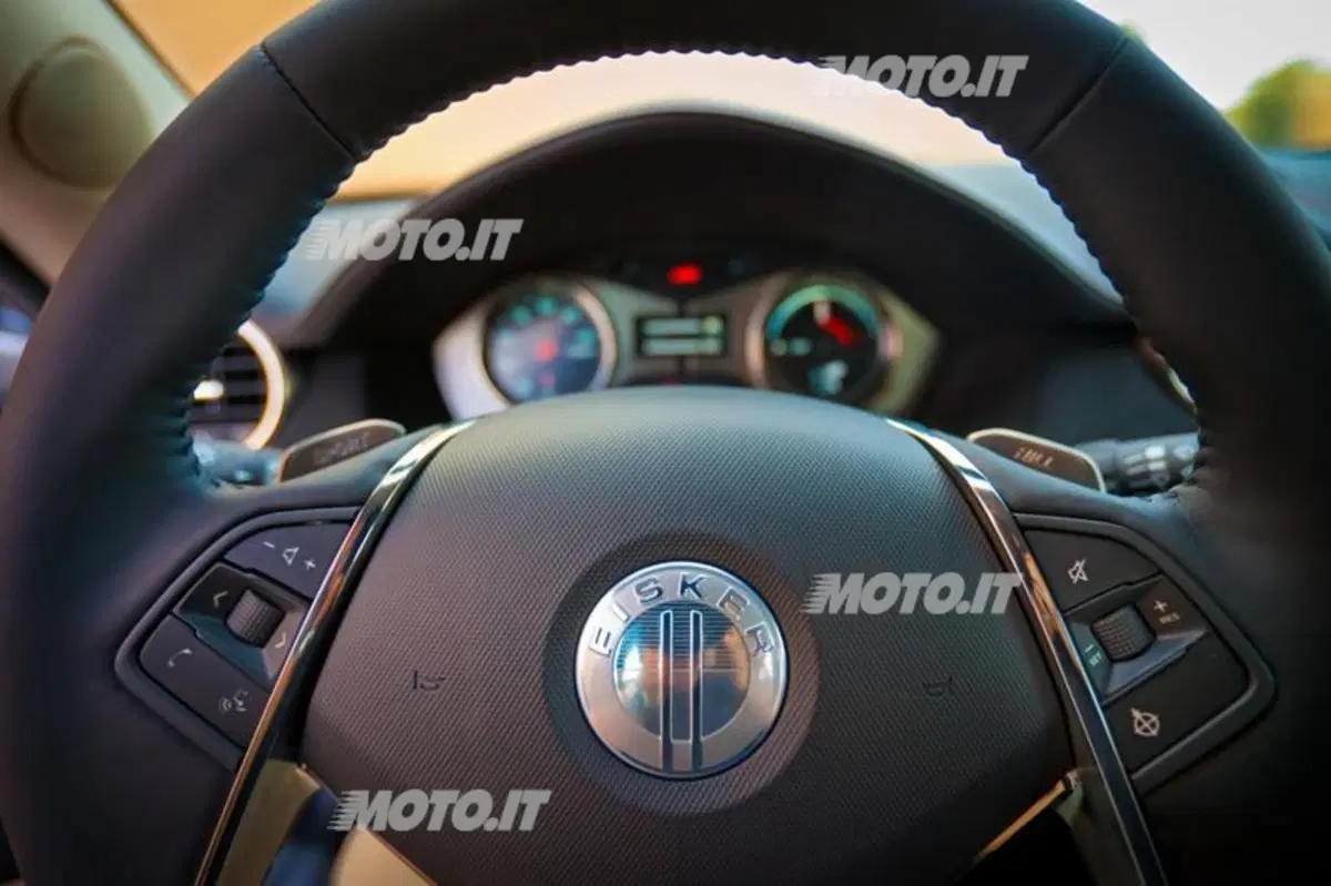 Fisker Karma incontra i clienti a Milano (26)