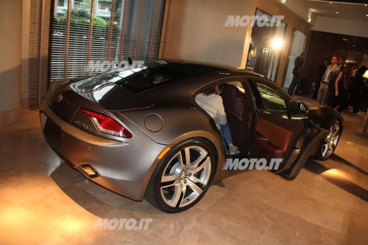 Fisker Karma incontra i clienti a Milano (40)