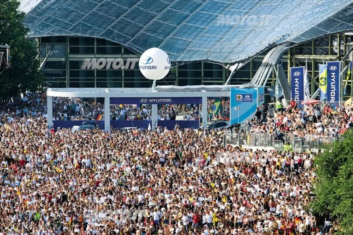 Hyundai Fan Park: in piazza per EURO 2012