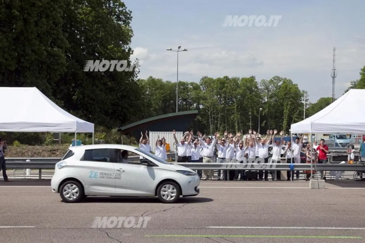 Renault Zoe: 1.618 Km in 24 ore (2)