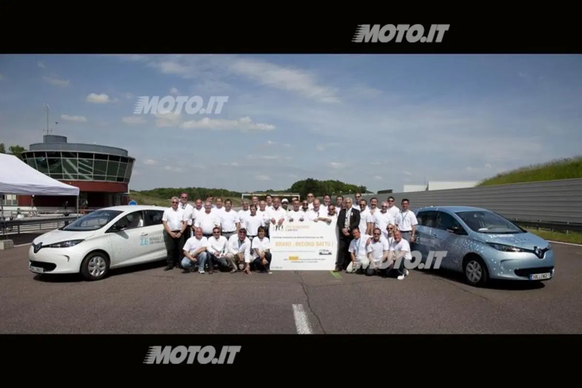 Renault Zoe: 1.618 Km in 24 ore (3)
