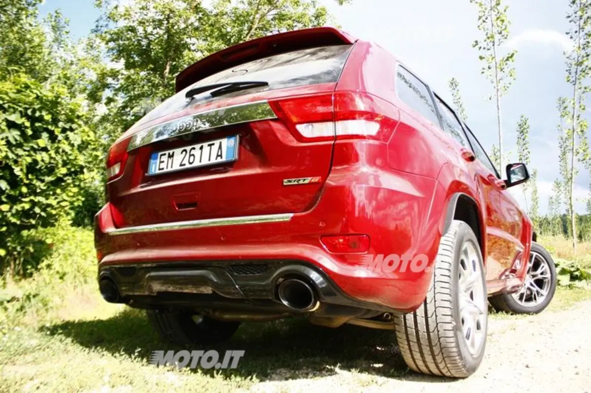 Jeep Grand Cherokee SRT (4)