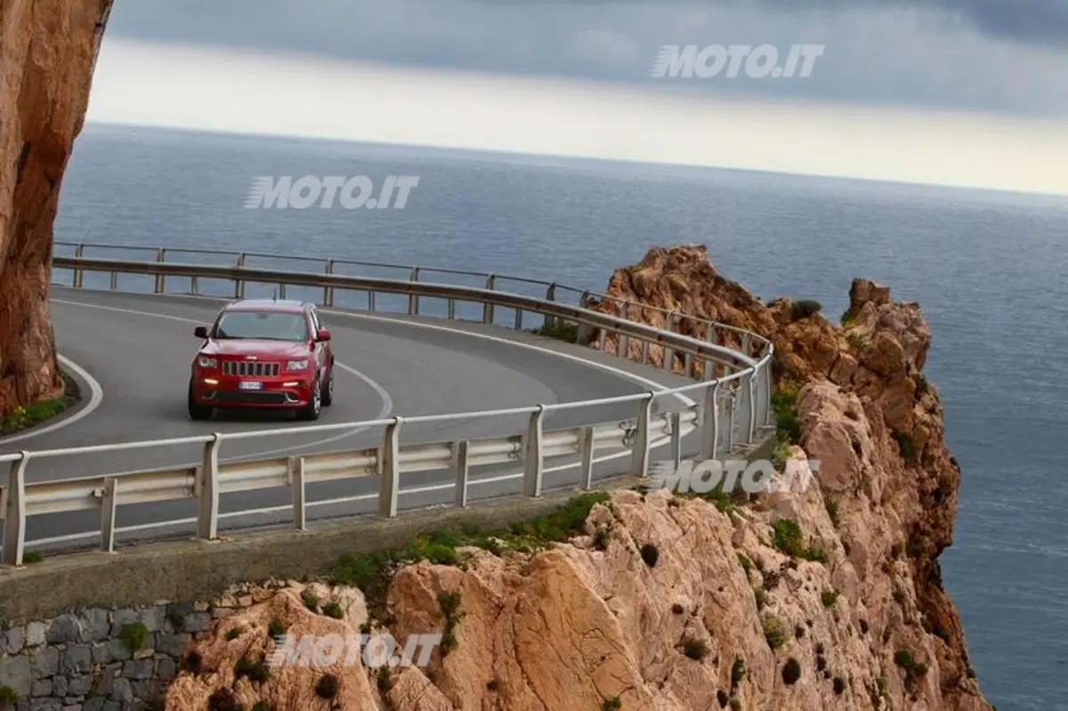 Jeep Grand Cherokee SRT (40)
