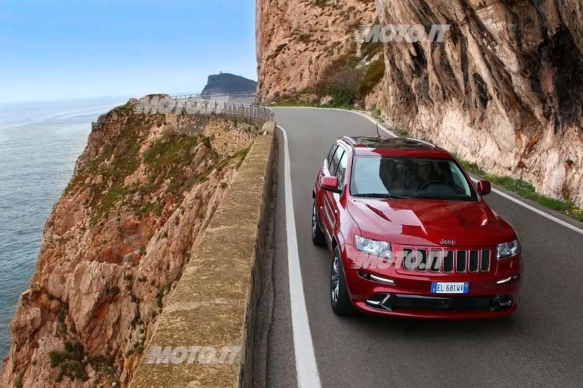 Jeep Grand Cherokee SRT (41)
