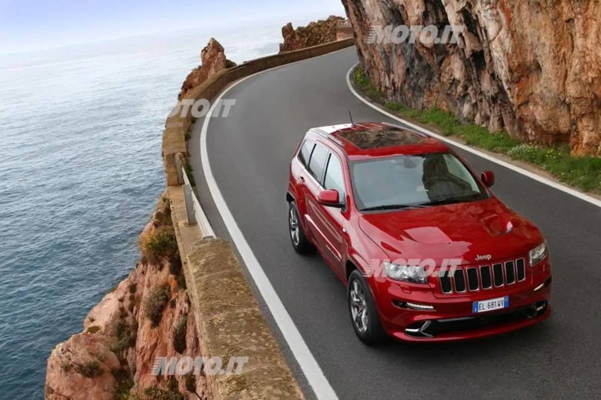 Jeep Grand Cherokee SRT (44)