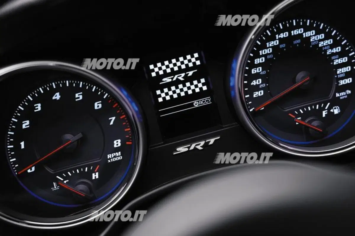 Jeep Grand Cherokee SRT (52)