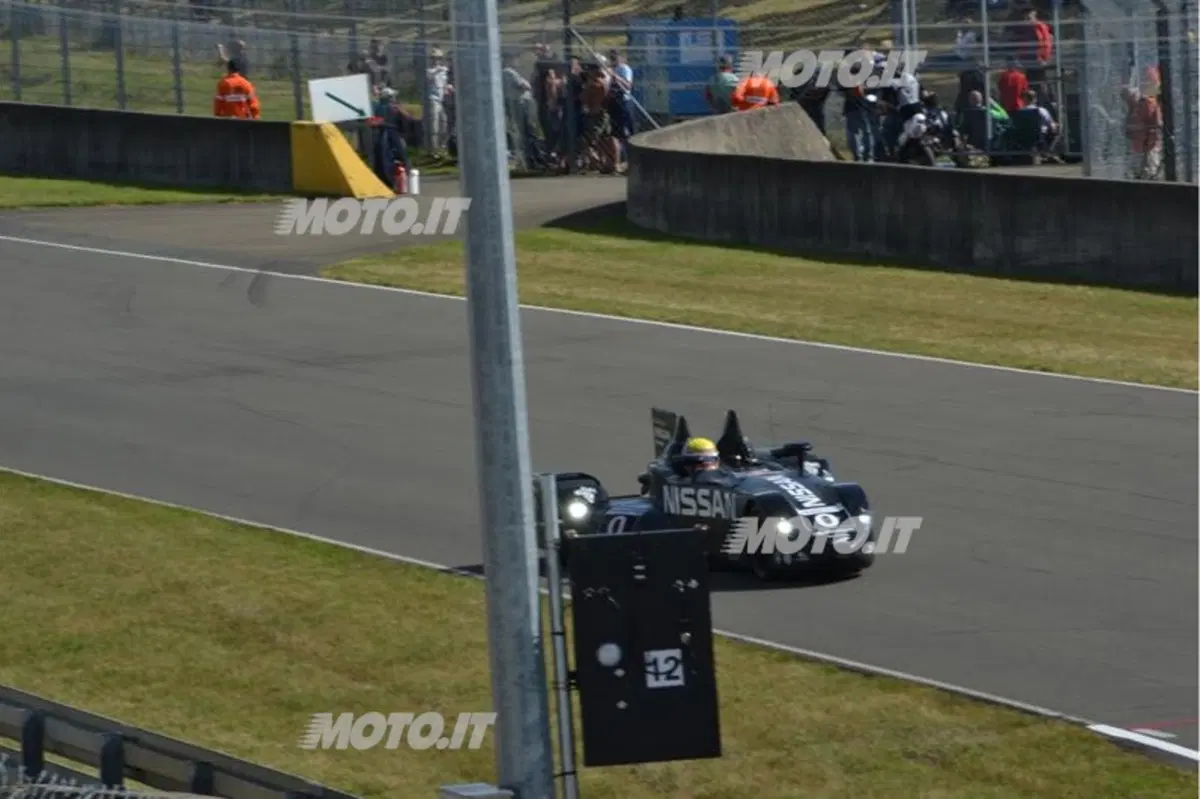 Nissan Deltawing: una sfida anche per Michelin (7)