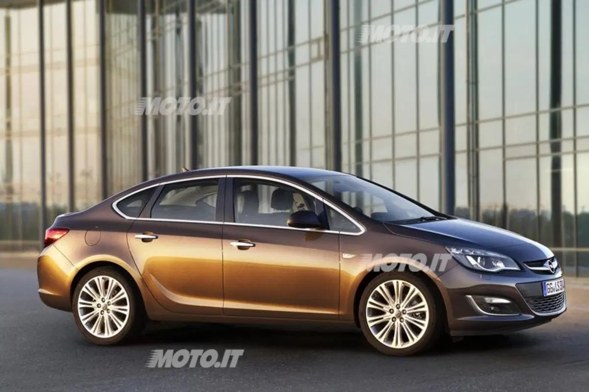 Opel Astra: lieve restyling e nuovi propulsori (14)
