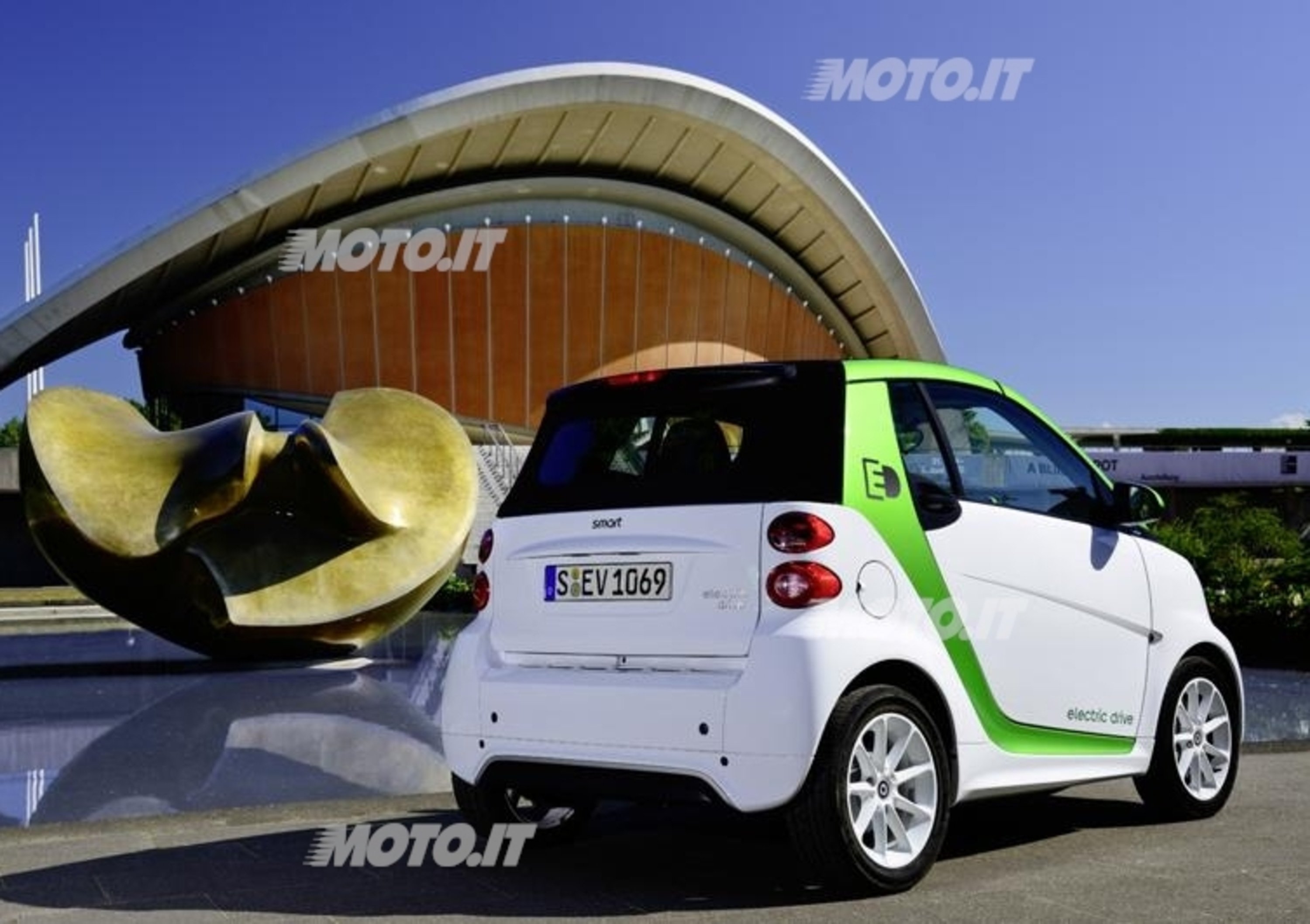 smart fortwo electric drive: nuove foto e informazioni ufficiali