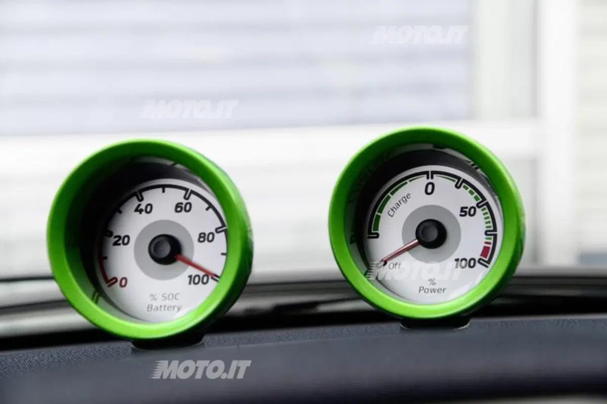 smart fortwo electric drive: nuove foto e informazioni ufficiali (20)