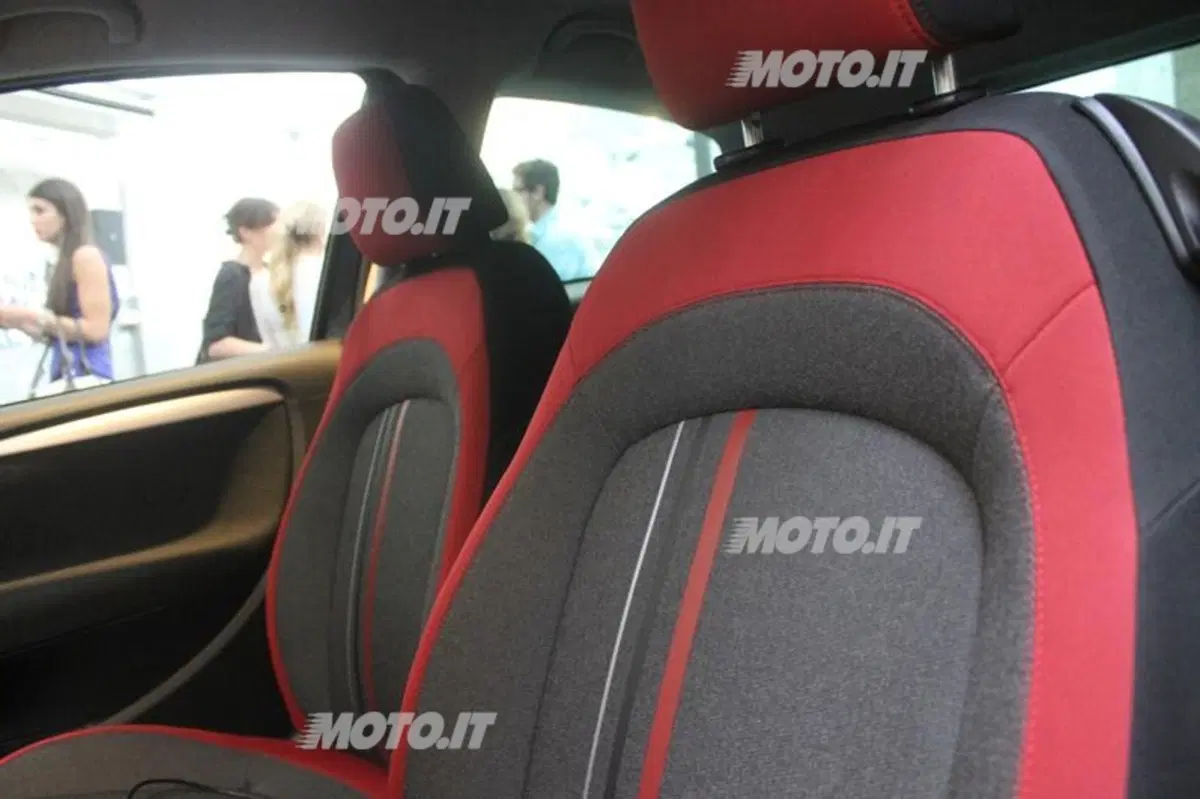 Fiat Punto Virgin Radio (27)