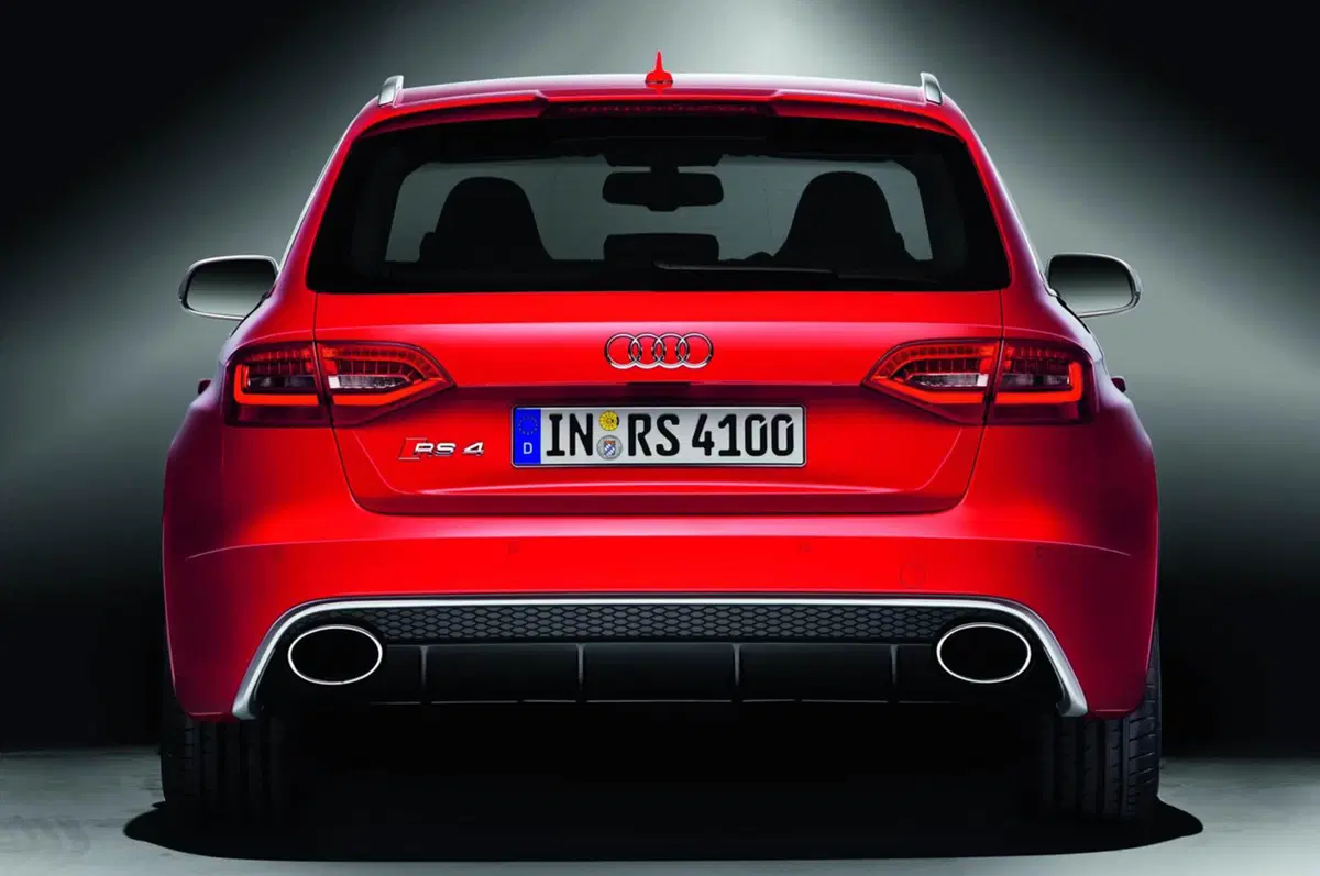 Audi RS4 Avant: listino prezzi (5)