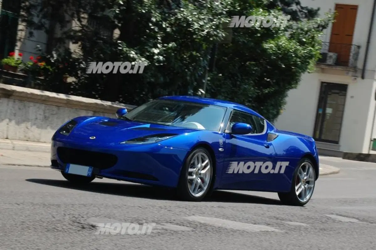 Lotus Evora (2)